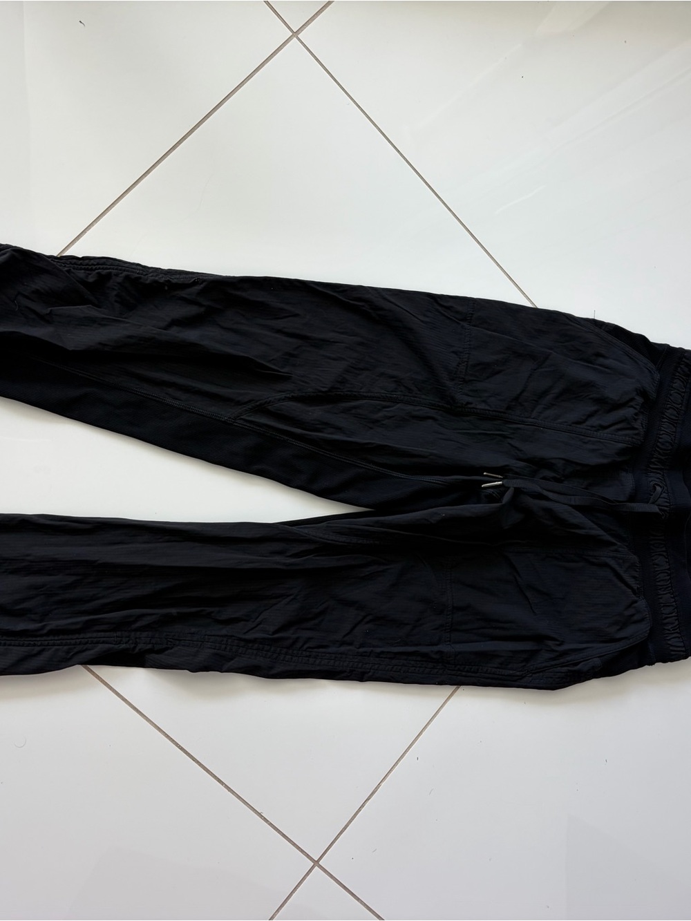 lululemon athletica women’s crop Black Jogger dance Pants